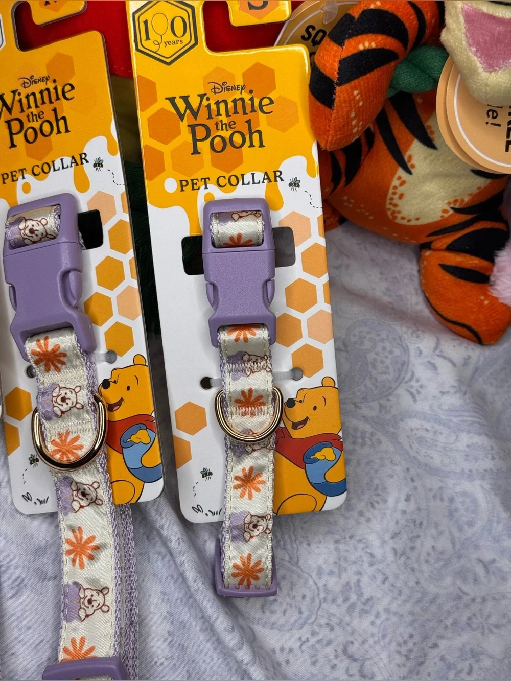Disney Winnie the Pooh Dog Pet Collar, Leash & 3  Pooh, Piglet, Tigger Toys
